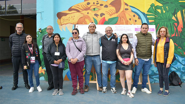 FAMILIAS Y COMUNIDADES EDUCATIVAS PARTICIPAN EN LA MEJORA DE SUS PLANTELES